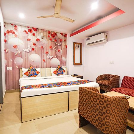 Fabexpress R Inn - Nr Prayagraj Railway Station Muthiganj Zewnętrze zdjęcie