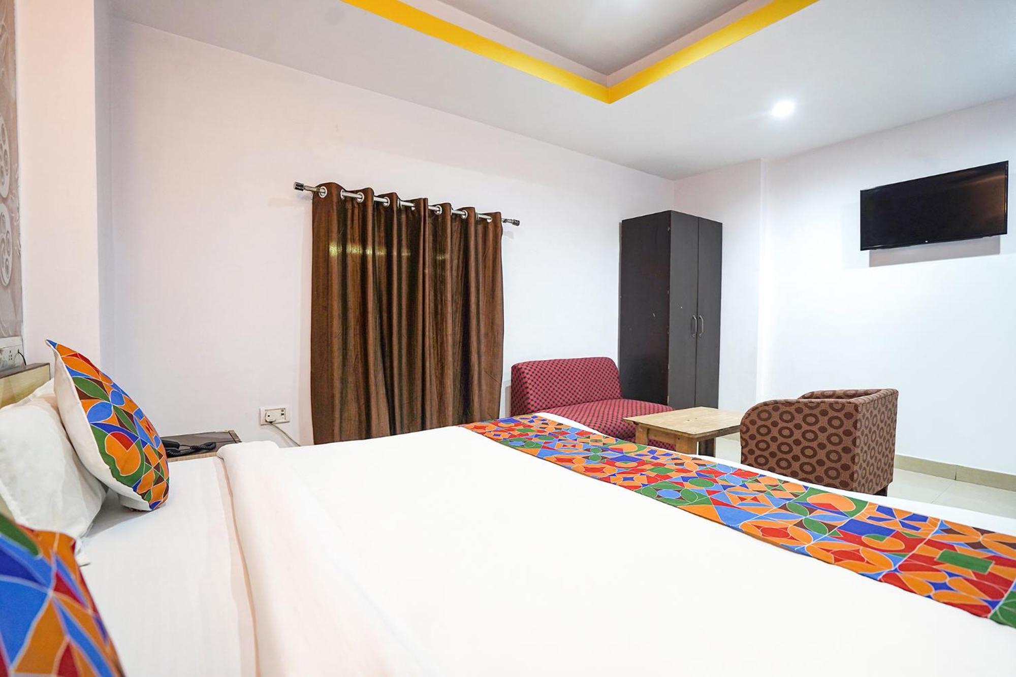 Fabexpress R Inn - Nr Prayagraj Railway Station Muthiganj Zewnętrze zdjęcie