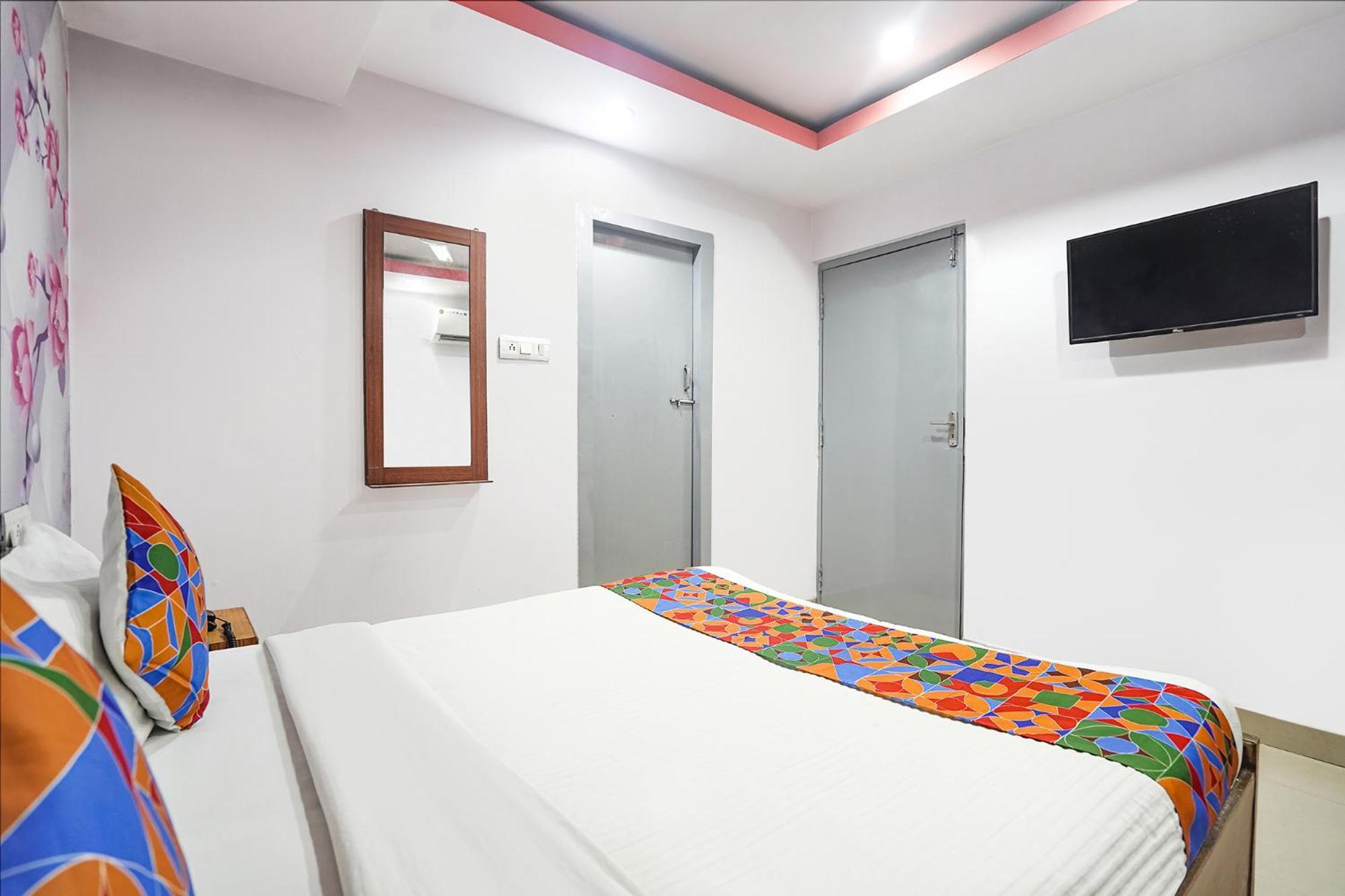 Fabexpress R Inn - Nr Prayagraj Railway Station Muthiganj Zewnętrze zdjęcie